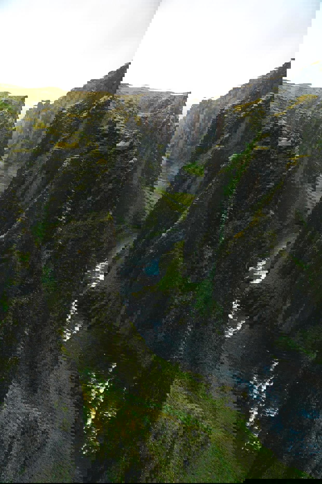Umhverfid Samfelag Veritas Hero